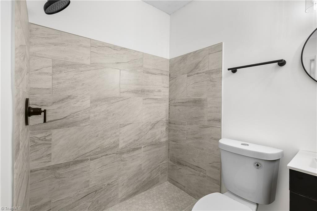 101 Oxford Place # 10 Property Photo 24