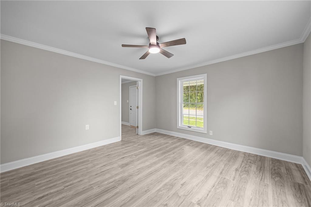 625 N Mebane Street Property Photo 9