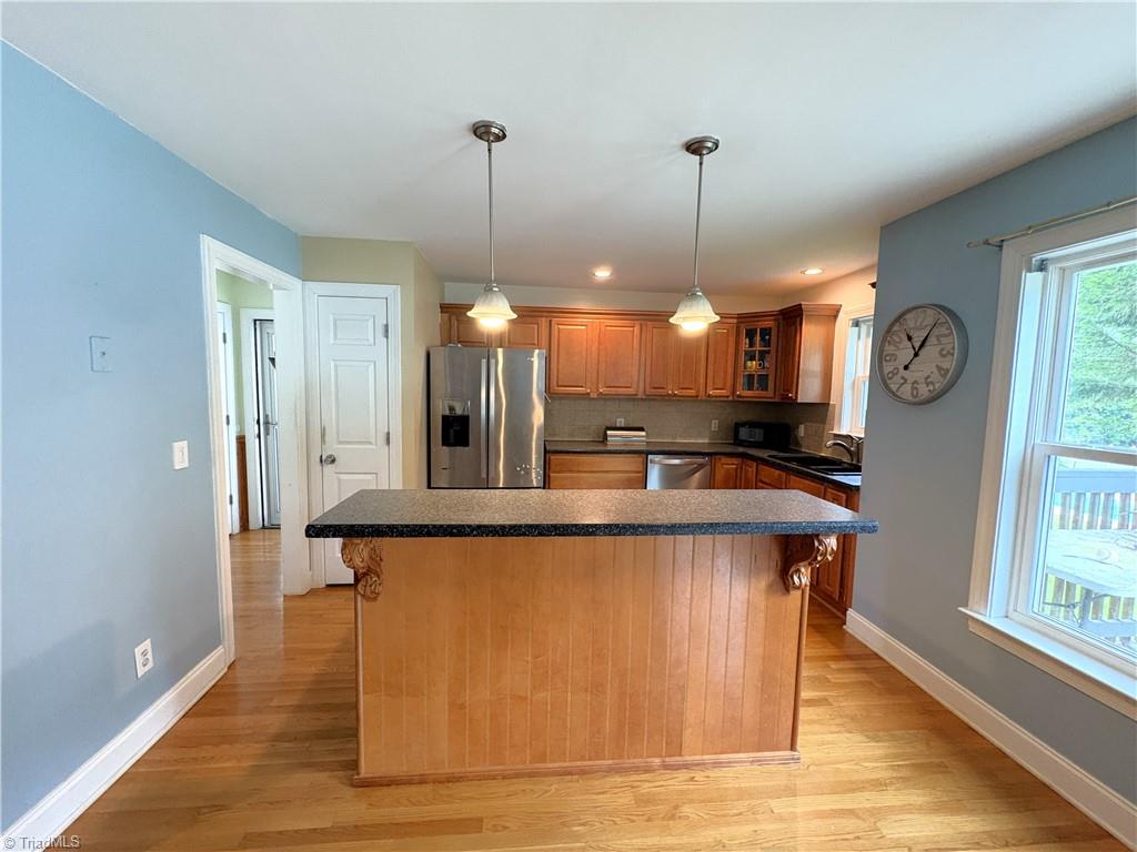 8463 Hunting Court Property Photo 14