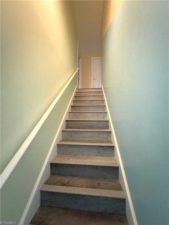8463 Hunting Court Property Photo 20