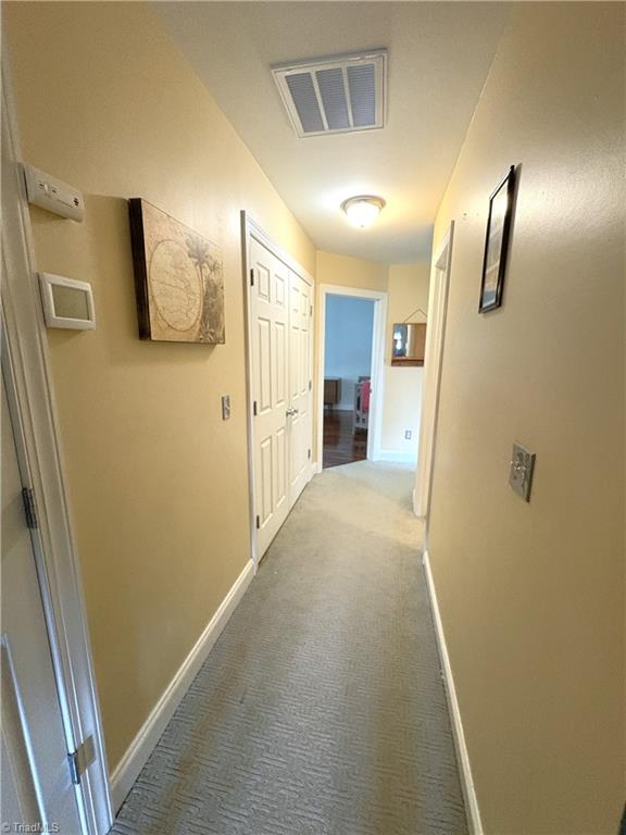 8463 Hunting Court Property Photo 21