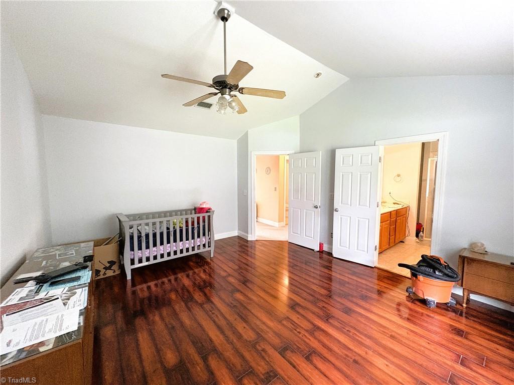 8463 Hunting Court Property Photo 24