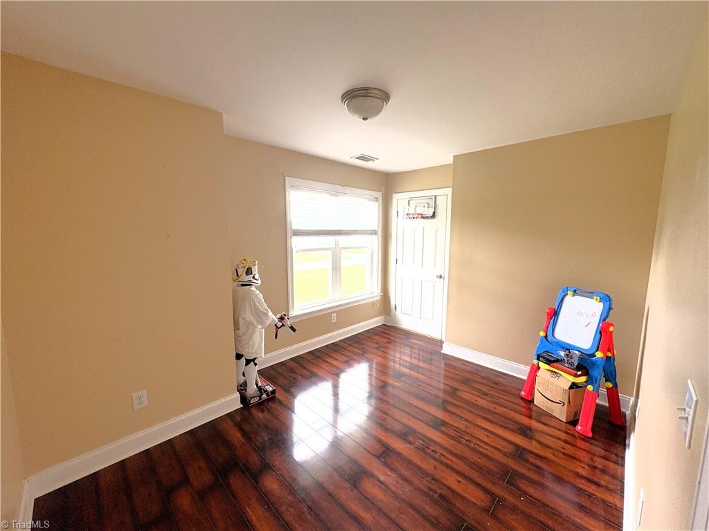 8463 Hunting Court Property Photo 28