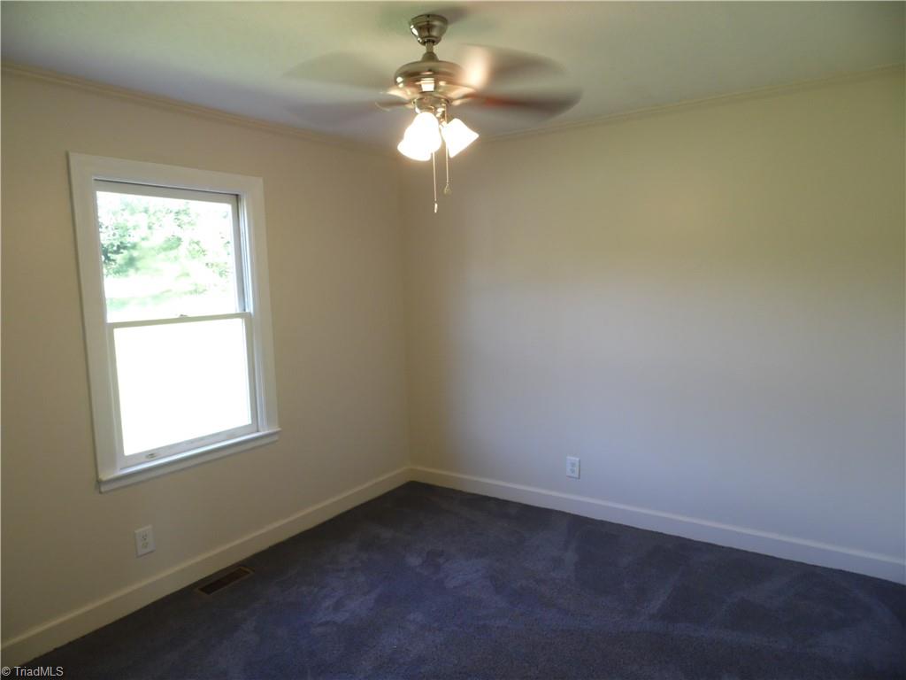 569 N Sparta Parkway Property Photo 20