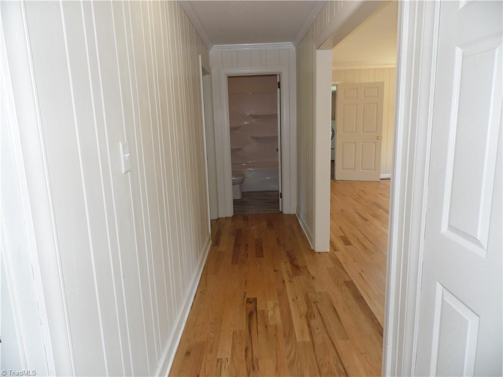 569 N Sparta Parkway Property Photo 22