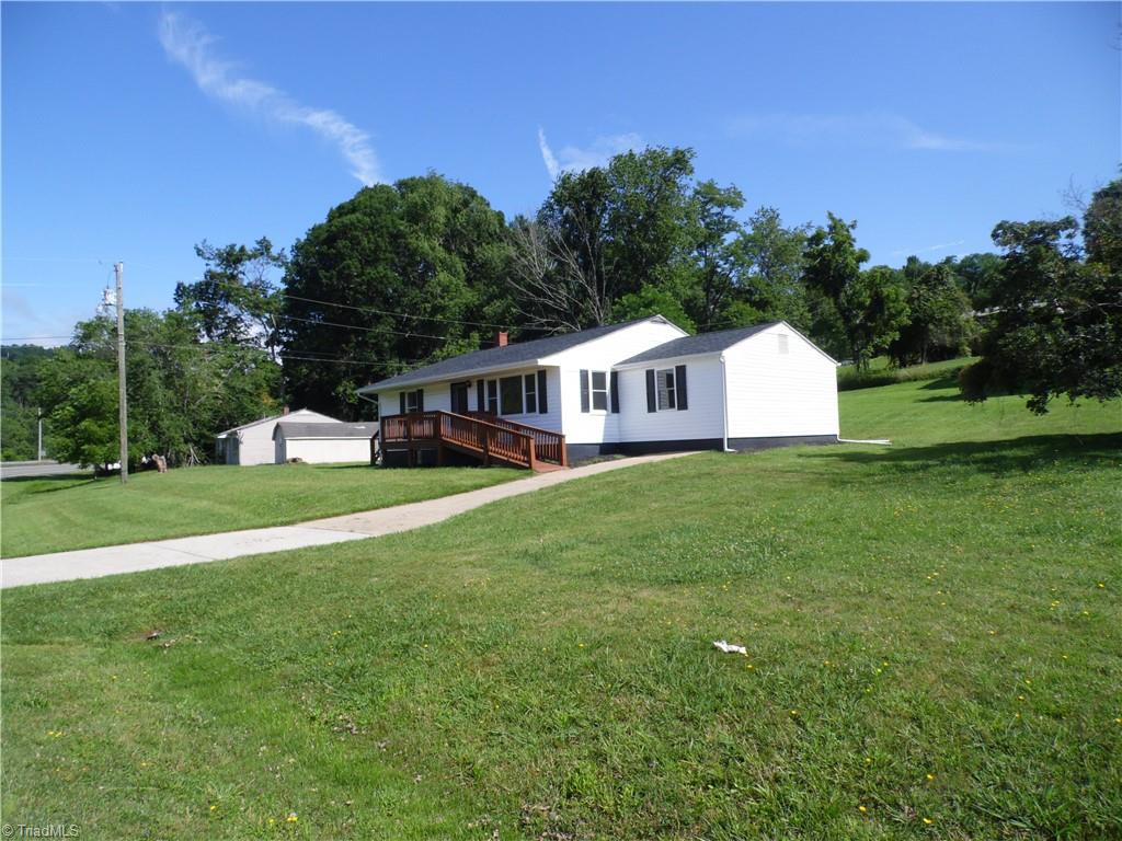 569 N Sparta Parkway Property Photo 24
