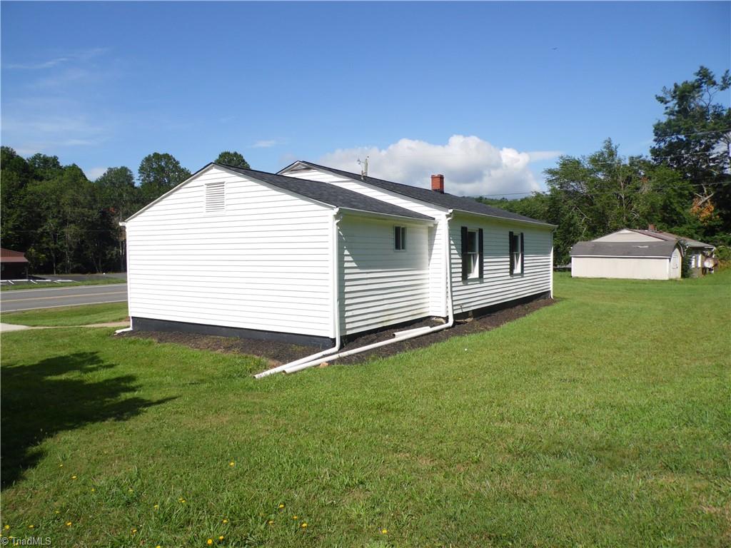 569 N Sparta Parkway Property Photo 29