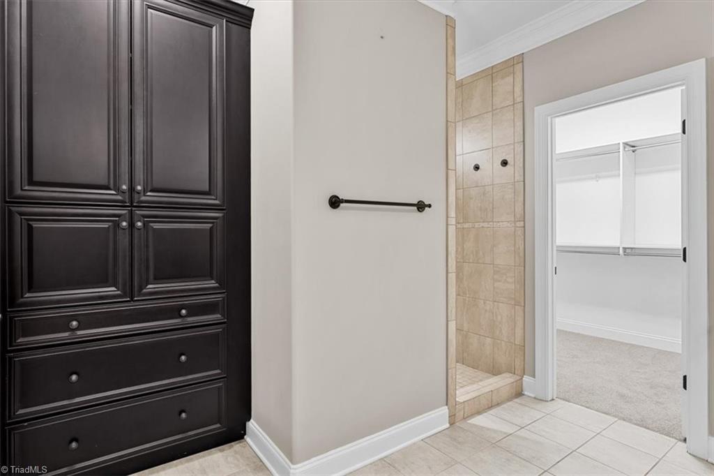 4006 Steeplegate Drive Property Photo 28