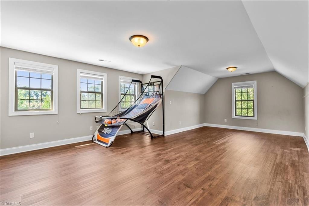 4006 Steeplegate Drive Property Photo 33