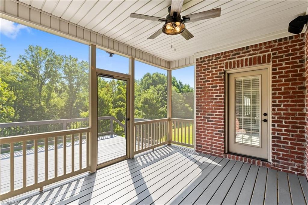 4006 Steeplegate Drive Property Photo 37