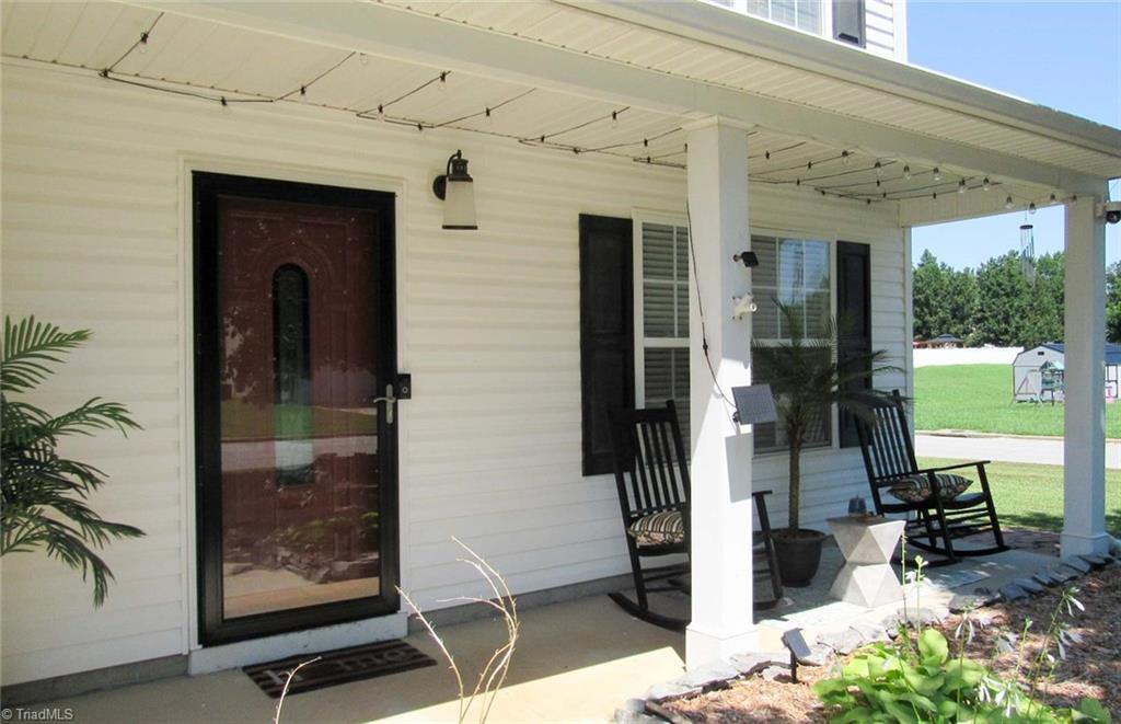 2400 Lannigan Drive Property Photo 2