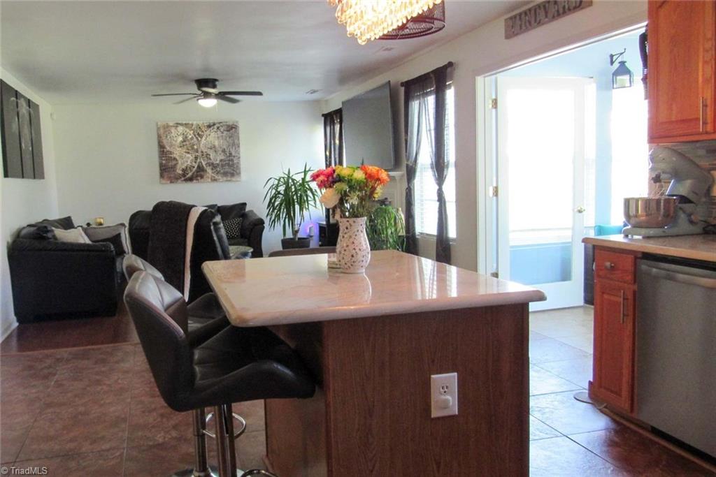 2400 Lannigan Drive Property Photo 13