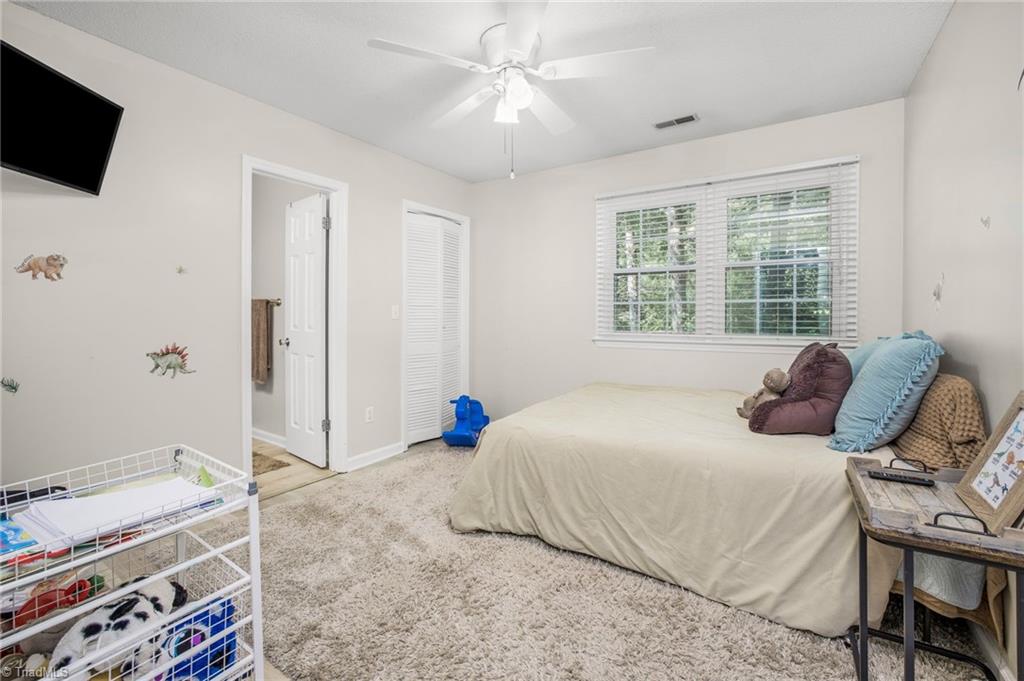2640 Windy Crossing Property Photo 5