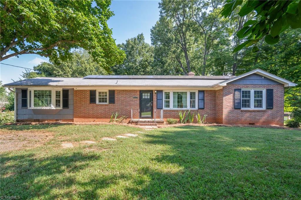 6233 Parkfield Lane Property Photo 1