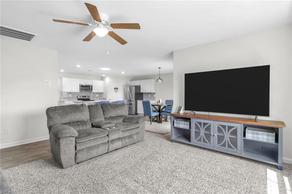 183 Alamos Avenue Property Photo 11