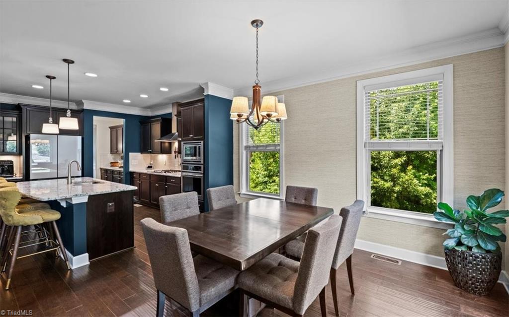 8810 Phillips Farm Road Property Photo 18