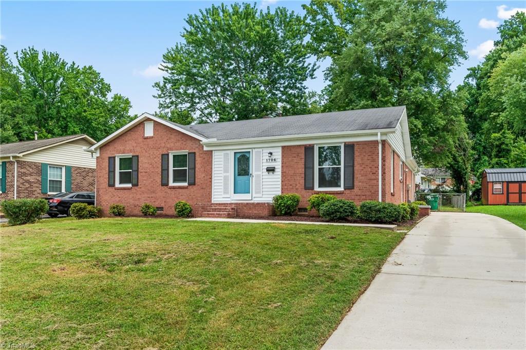 1706 Carolina Street Property Photo 1