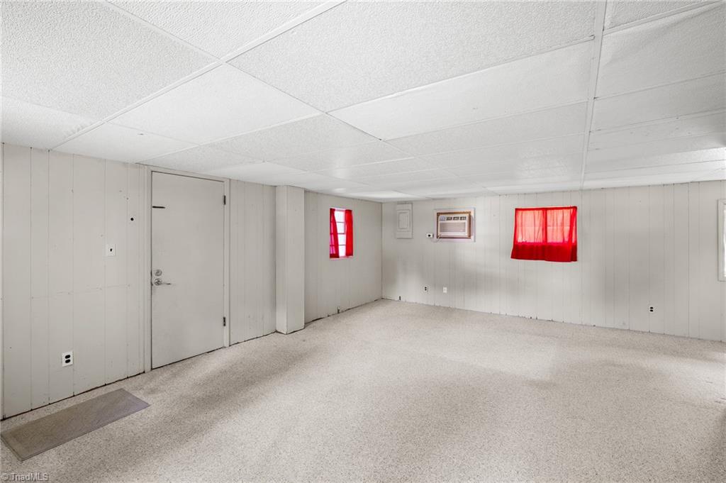 701 Locust Place Property Photo 24