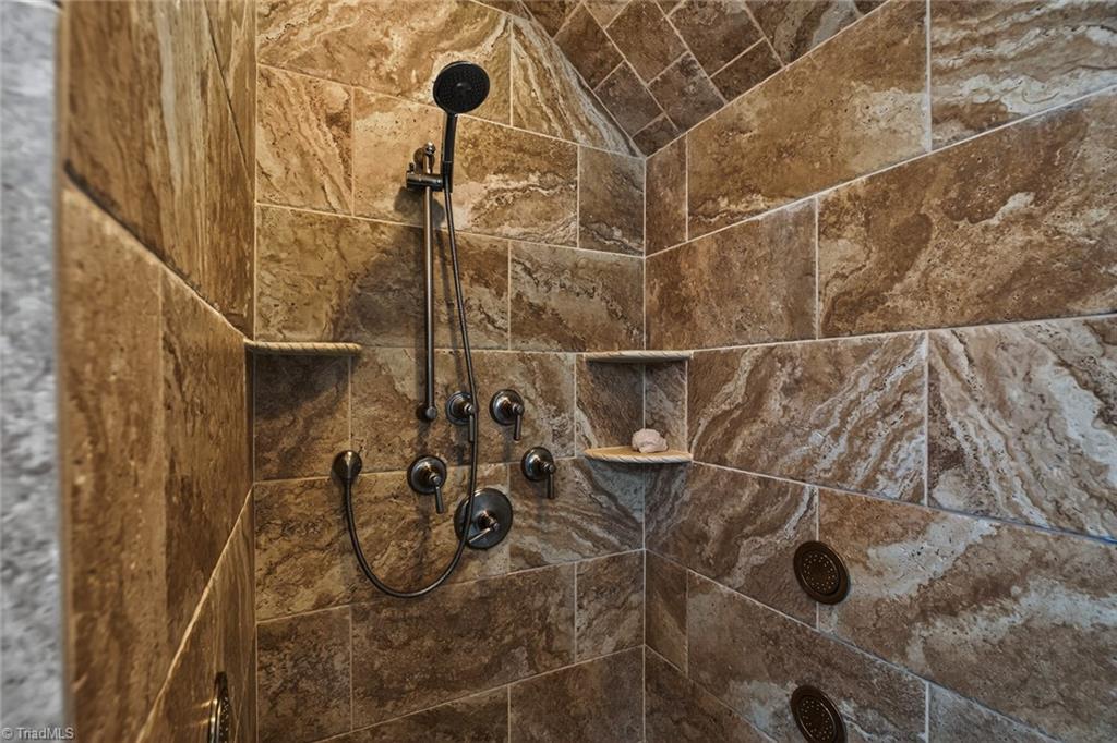 9687 Lissara Camp Court Property Photo 44
