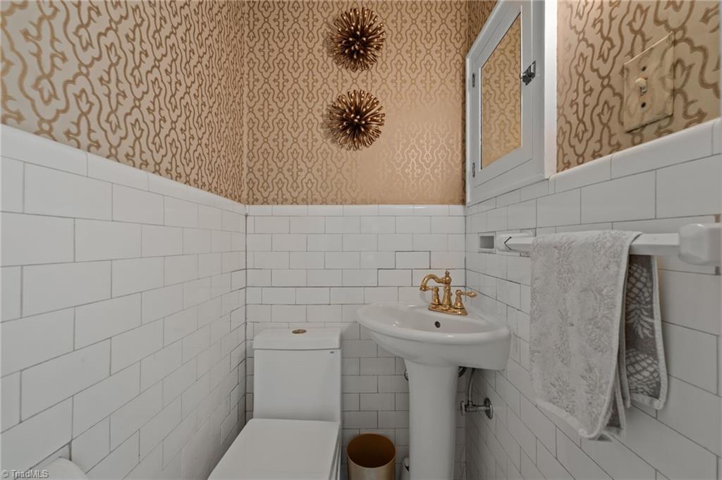 2316 Lafayette Avenue Property Photo 14
