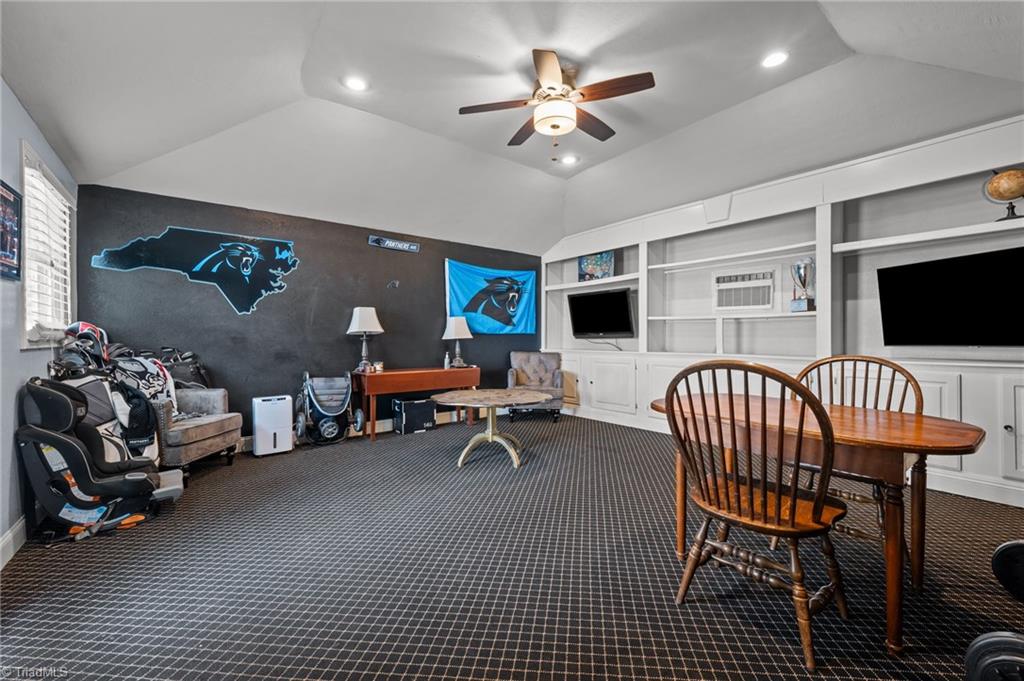 2316 Lafayette Avenue Property Photo 40