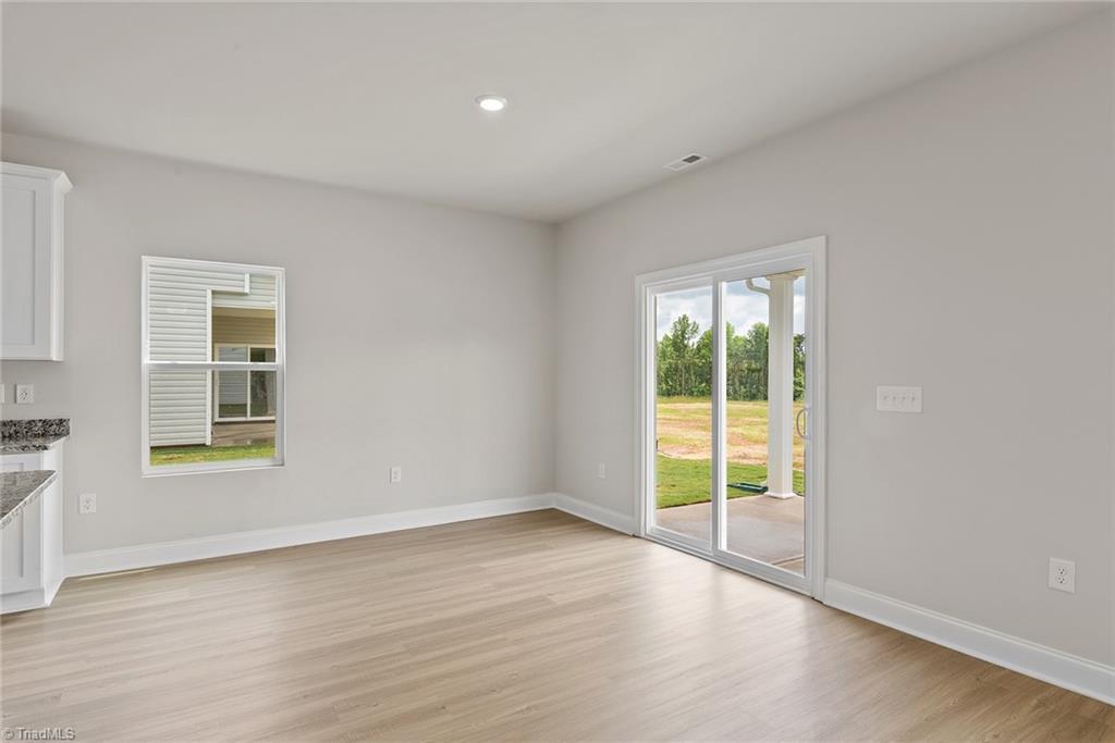 3441 Robindale Drive Property Photo 12