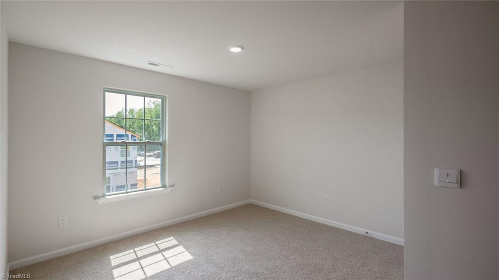 381 Falcon Lane Property Photo 16