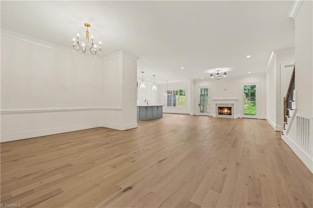 14 Creswell Manor Drive Property Photo 8