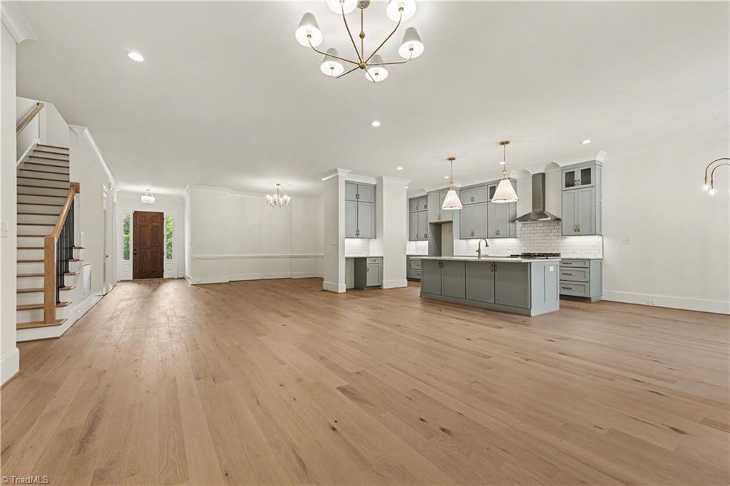 14 Creswell Manor Drive Property Photo 10