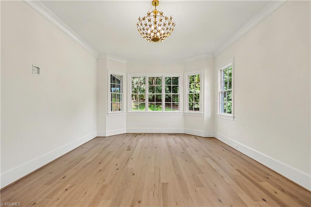 14 Creswell Manor Drive Property Photo 11