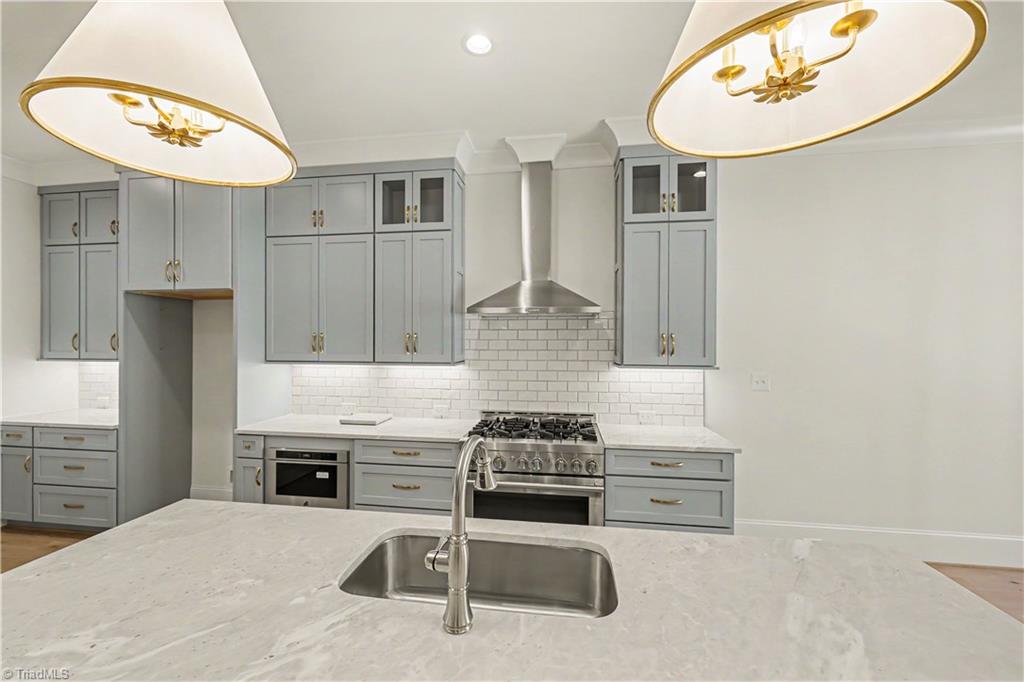 14 Creswell Manor Drive Property Photo 14