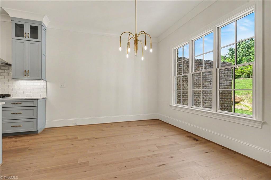 14 Creswell Manor Drive Property Photo 17