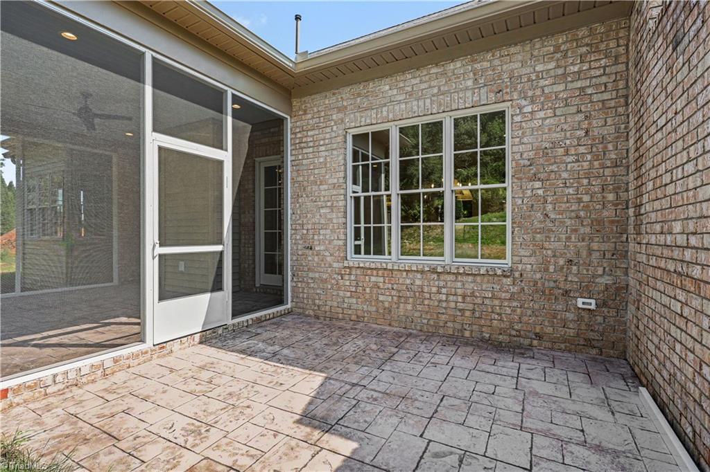 14 Creswell Manor Drive Property Photo 34