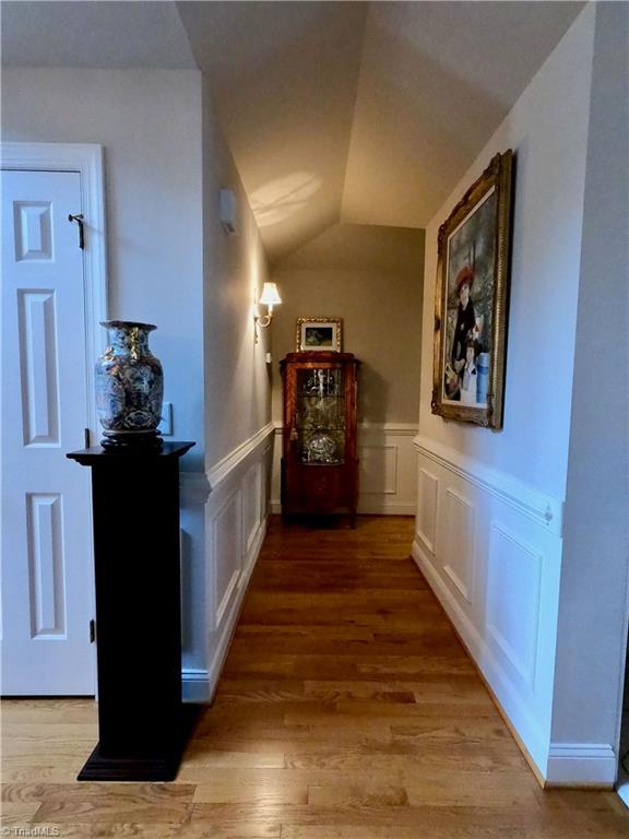 435 Burkes Crossing Drive Property Photo 24