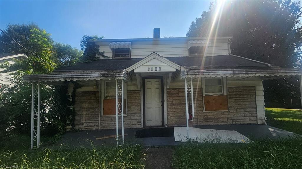 1405 Douglas Street Property Photo 1