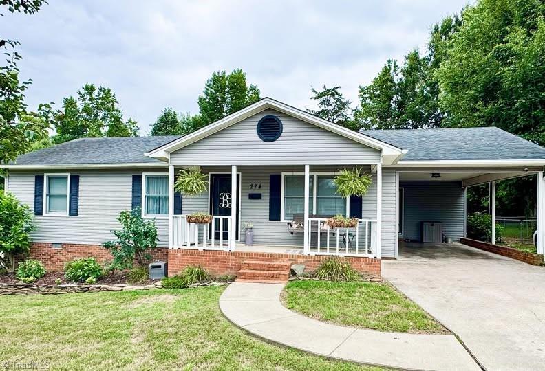 224 Aldridge Lane Property Photo 1