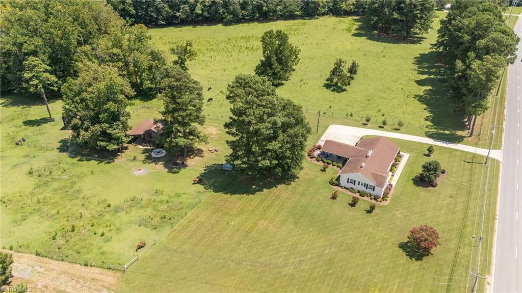 9256 Us Highway 311 Property Photo 3
