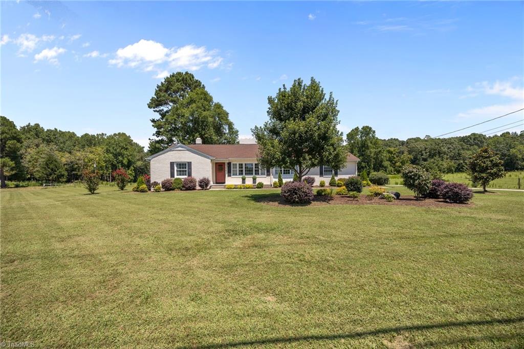 9256 Us Highway 311 Property Photo 4