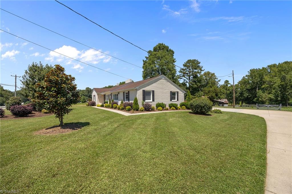 9256 Us Highway 311 Property Photo 6