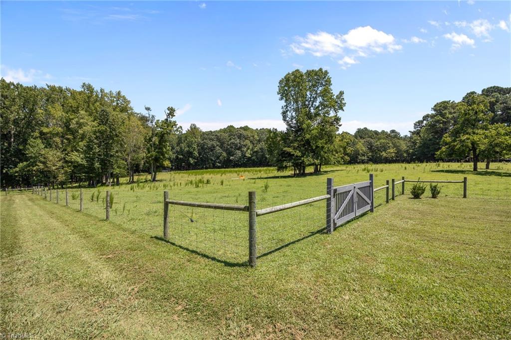 9256 Us Highway 311 Property Photo 45