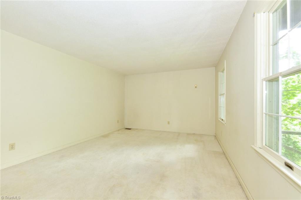 1927 Fleming Road Property Photo 12