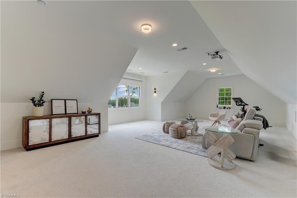 7618 Pemberley Drive Property Photo 38