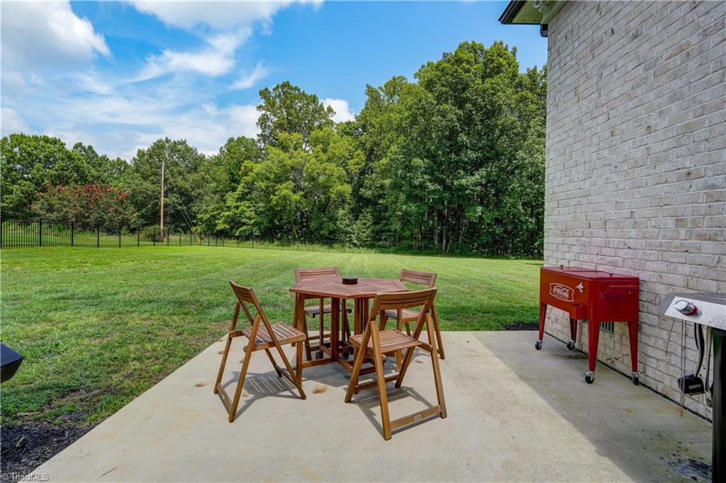 7618 Pemberley Drive Property Photo 44