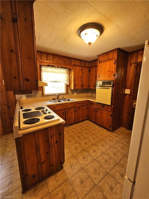 2447 Piney Mountain Road Property Photo 6