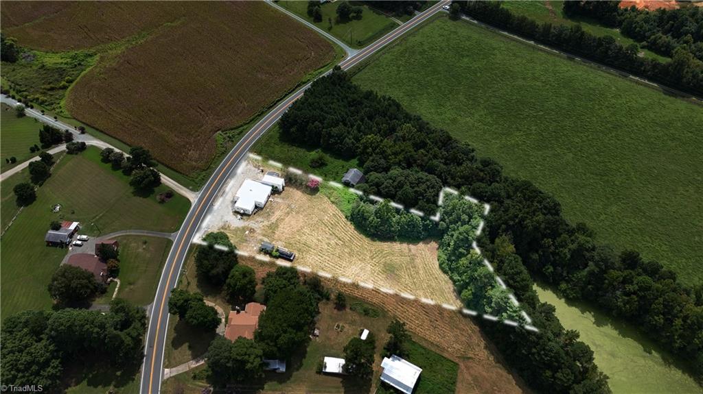 1610 Nc Highway 61 Property Photo 4