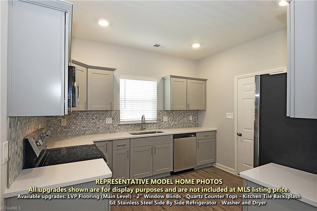 3426 Littlefield Way Property Photo 10