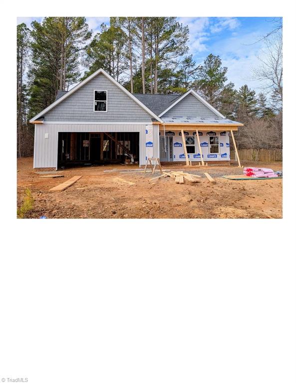 130 Fox Run Property Photo 1