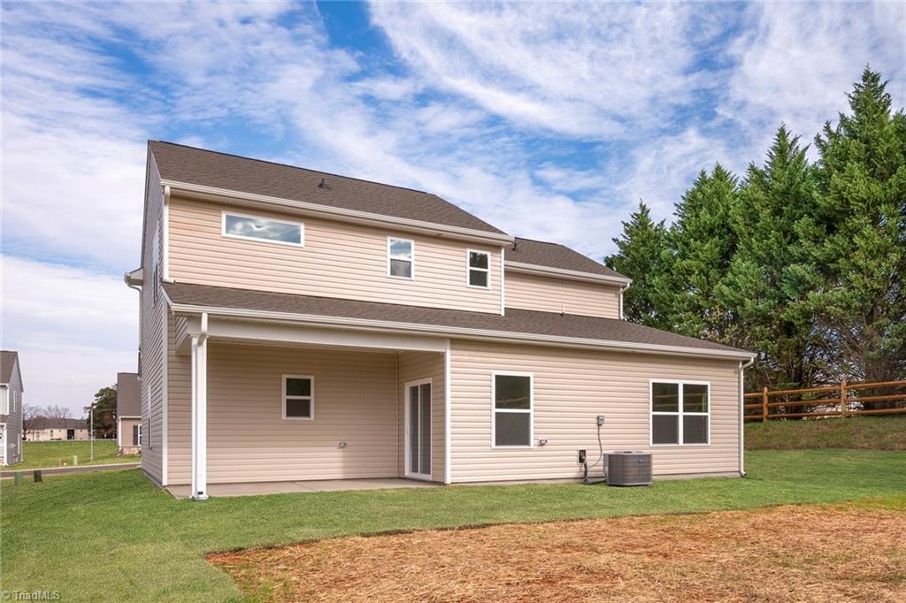 112 Tail Star Court Property Photo 3