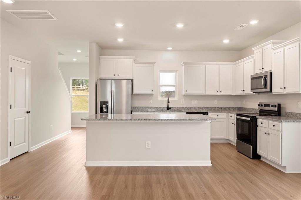 112 Tail Star Court Property Photo 8