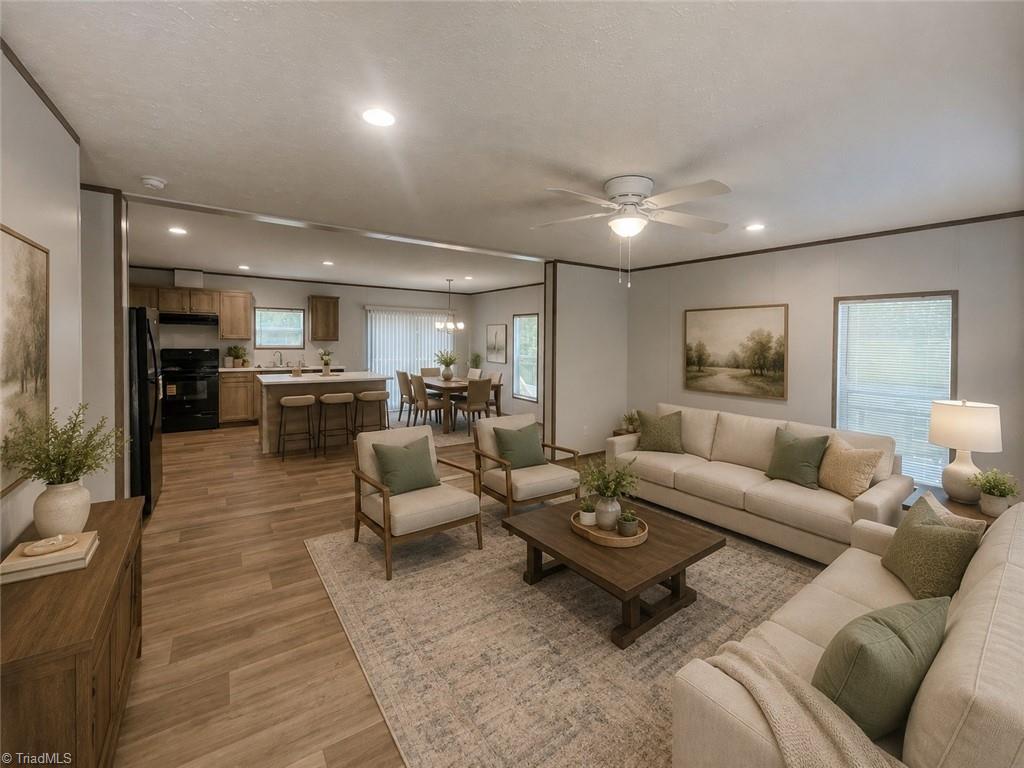 484 Avenue K Property Photo 2